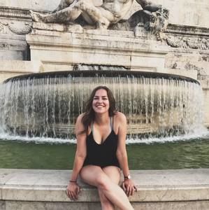 Meet your Posher, Anna